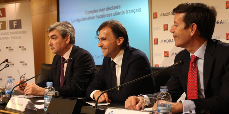 Michel Collet, Marc Villalonga i Carlos Diéguez, ahir al seminari sobre fiscalitat celebrat a MoraBanc.