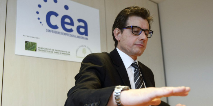 El president de la CEA, Xavier Altimir, en una conferència de premsa.